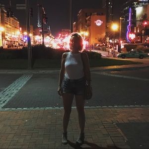 Meet your Posher, Megan